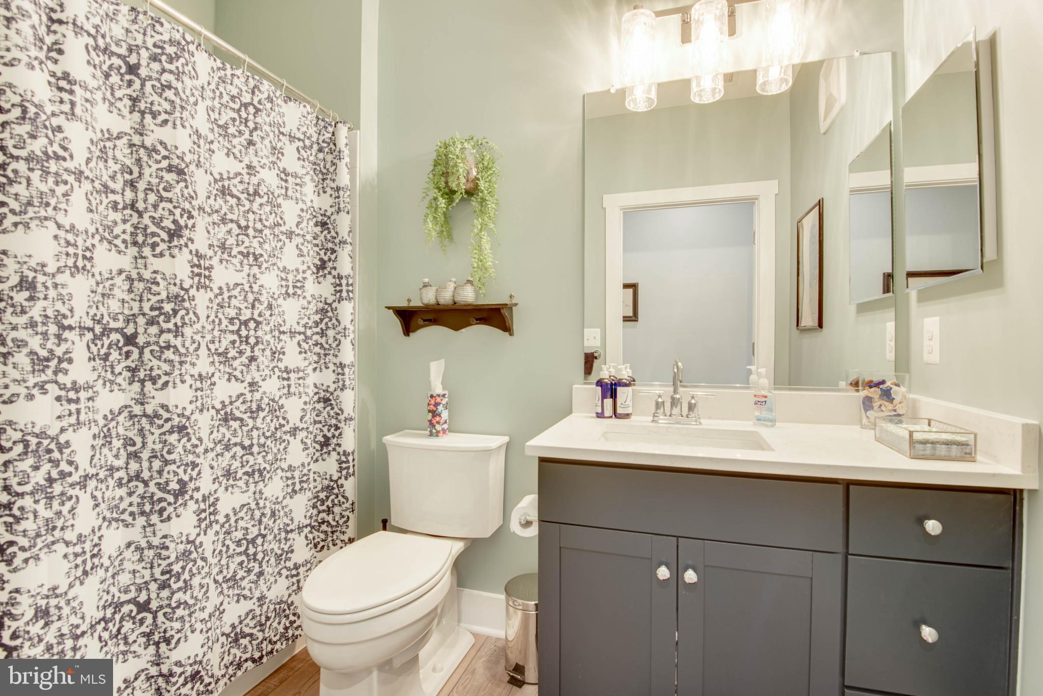 FOUR SEASONS AT KENT ISLAND - Residential Lease