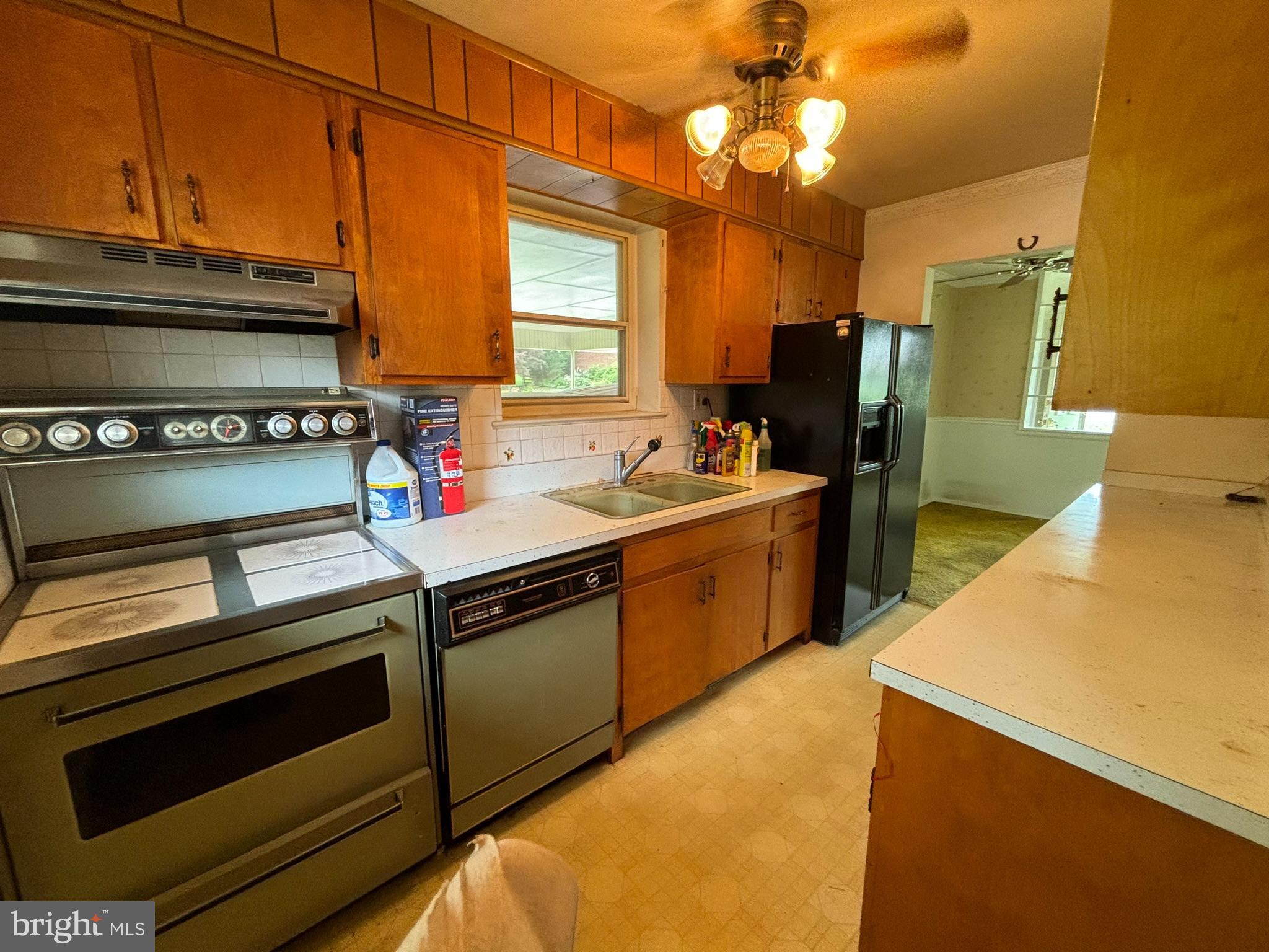 FAIRVIEW - Residential