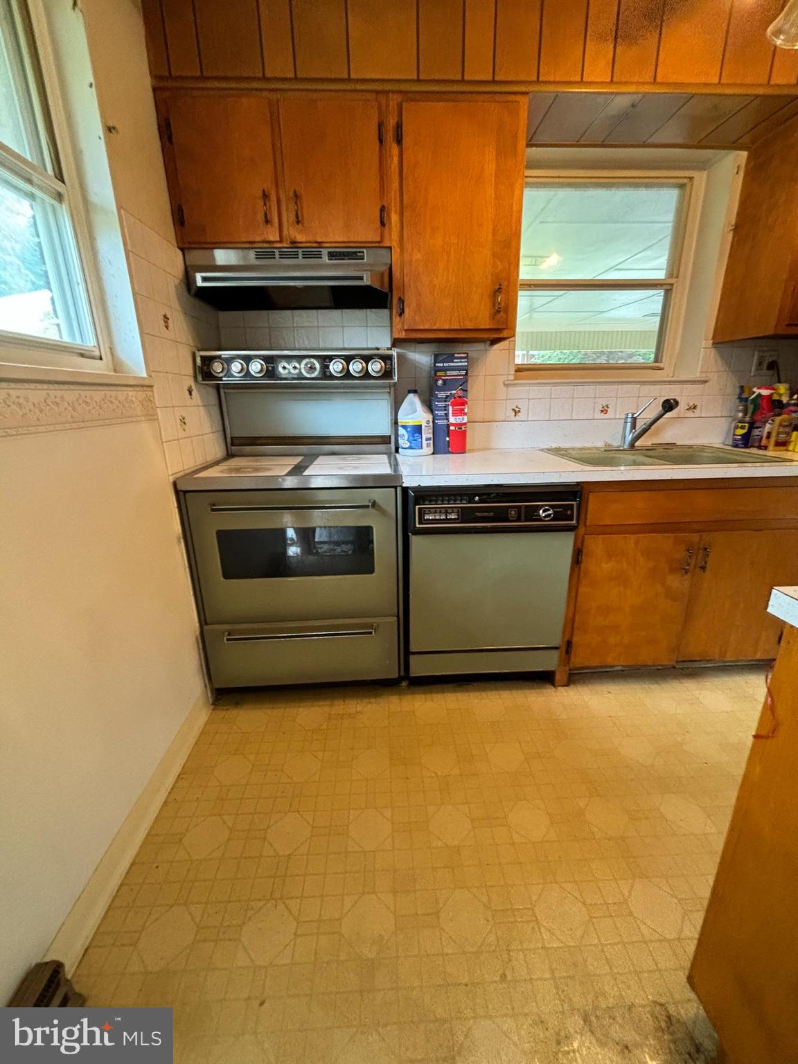 FAIRVIEW - Residential