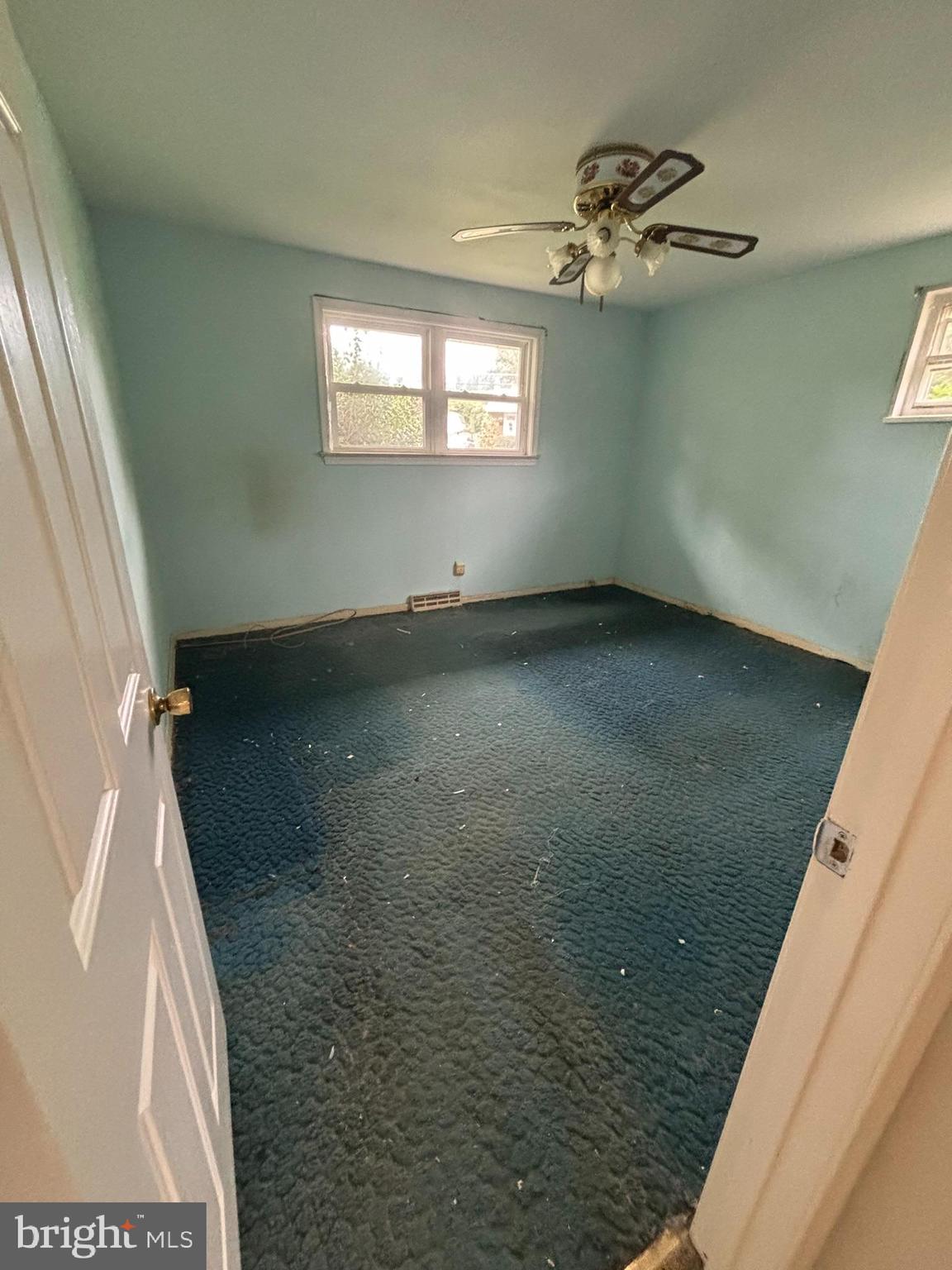 FAIRVIEW - Residential