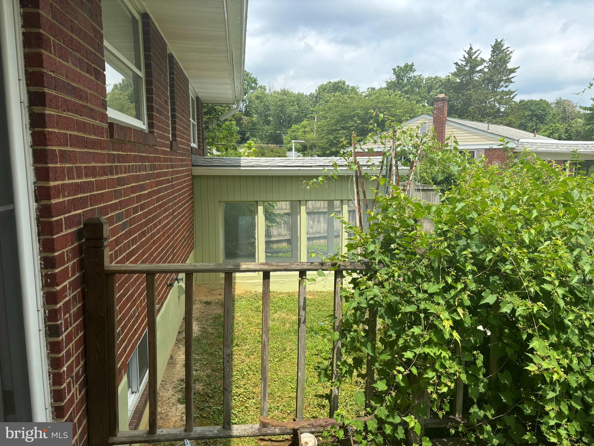 FAIRVIEW - Residential