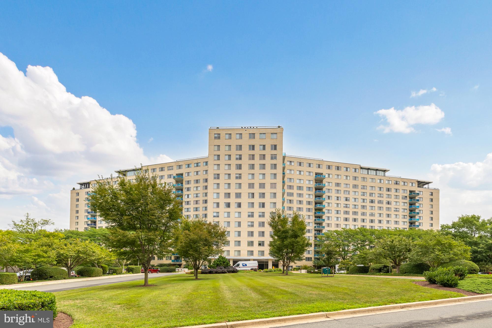 GROSVENOR PARK - Residential