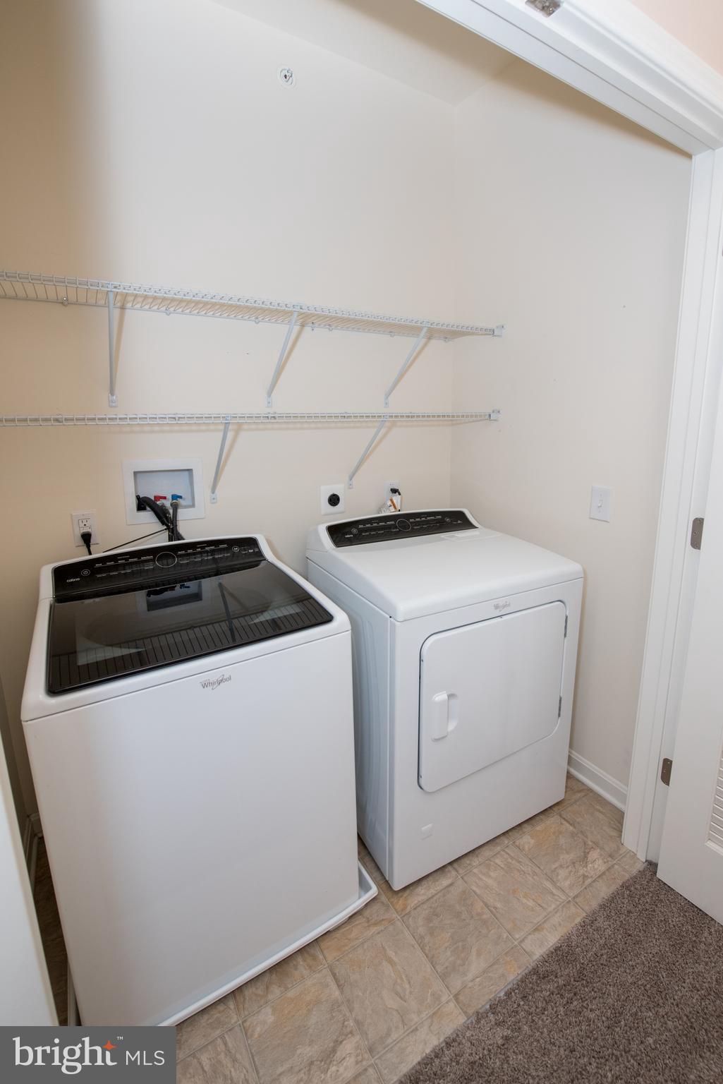 HIGH GROVE - Residential Lease