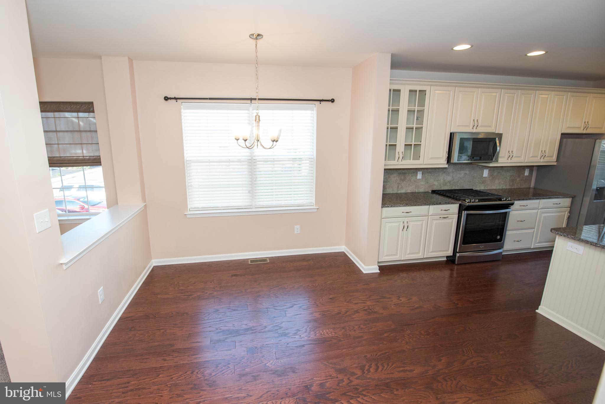 HIGH GROVE - Residential Lease