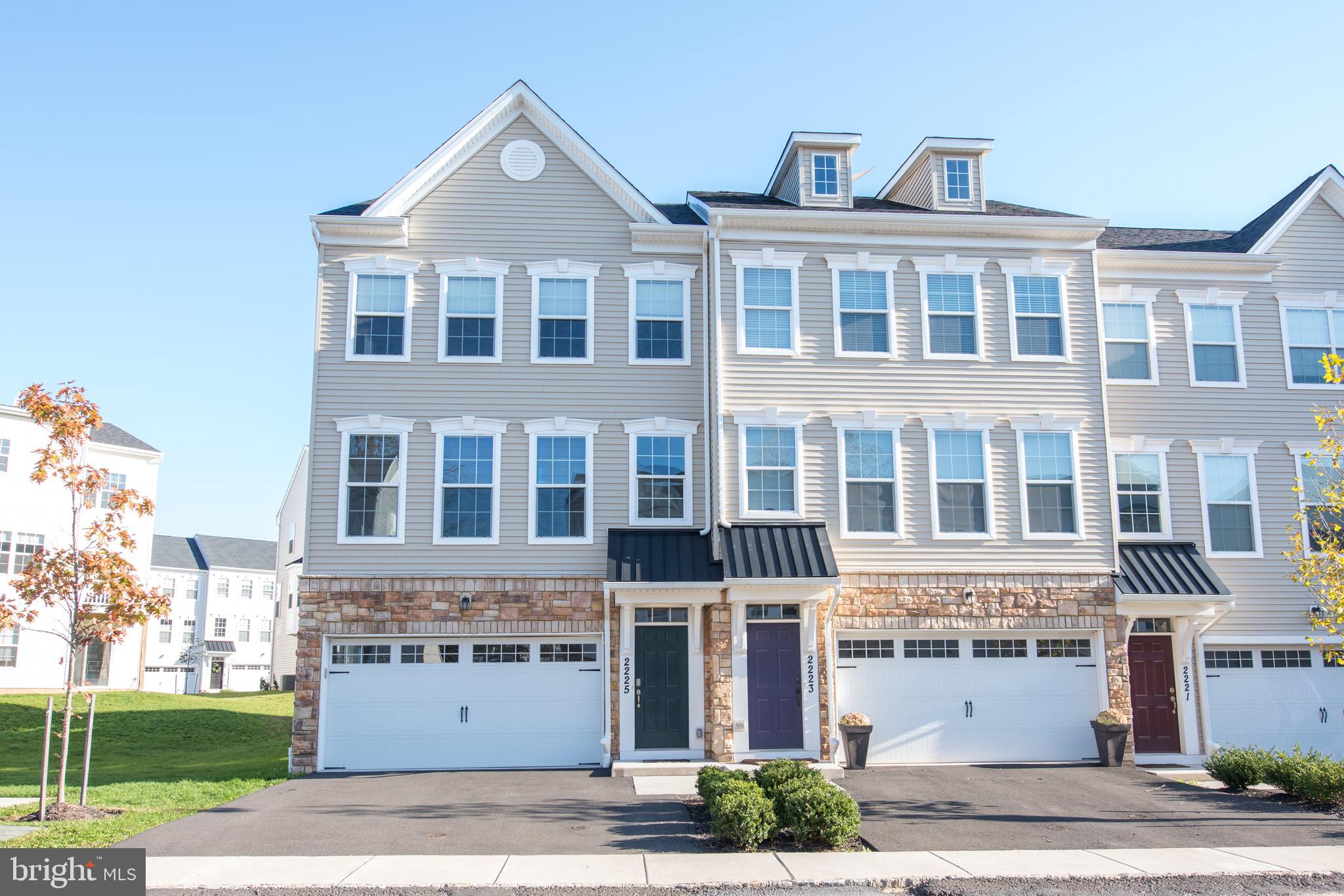 HIGH GROVE - Residential Lease