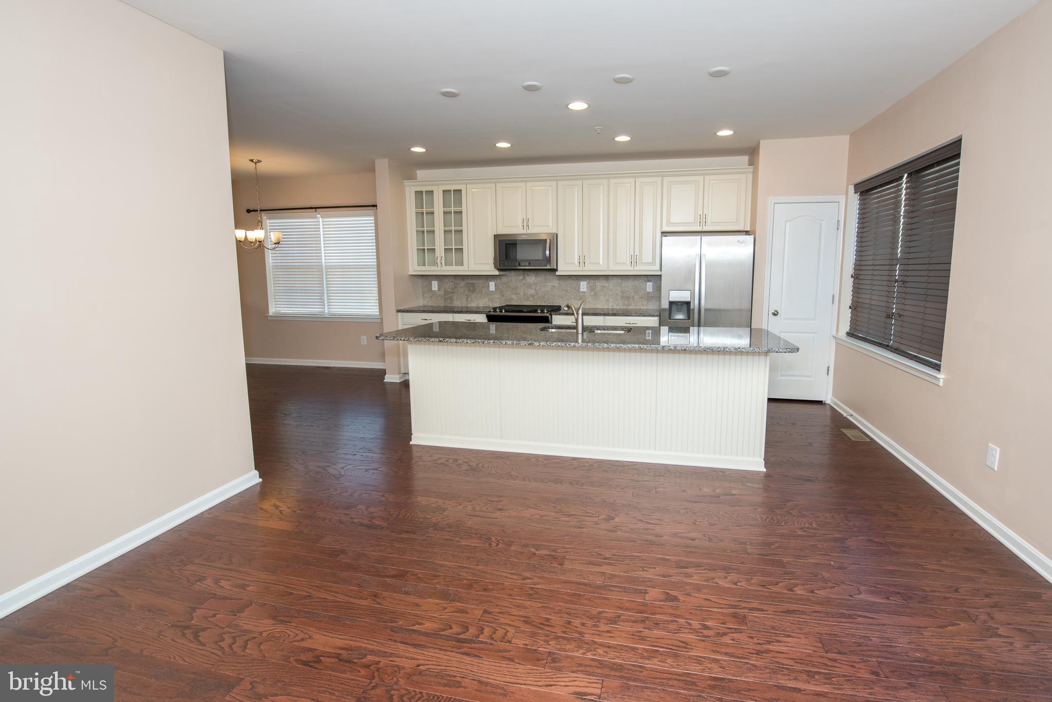 HIGH GROVE - Residential Lease