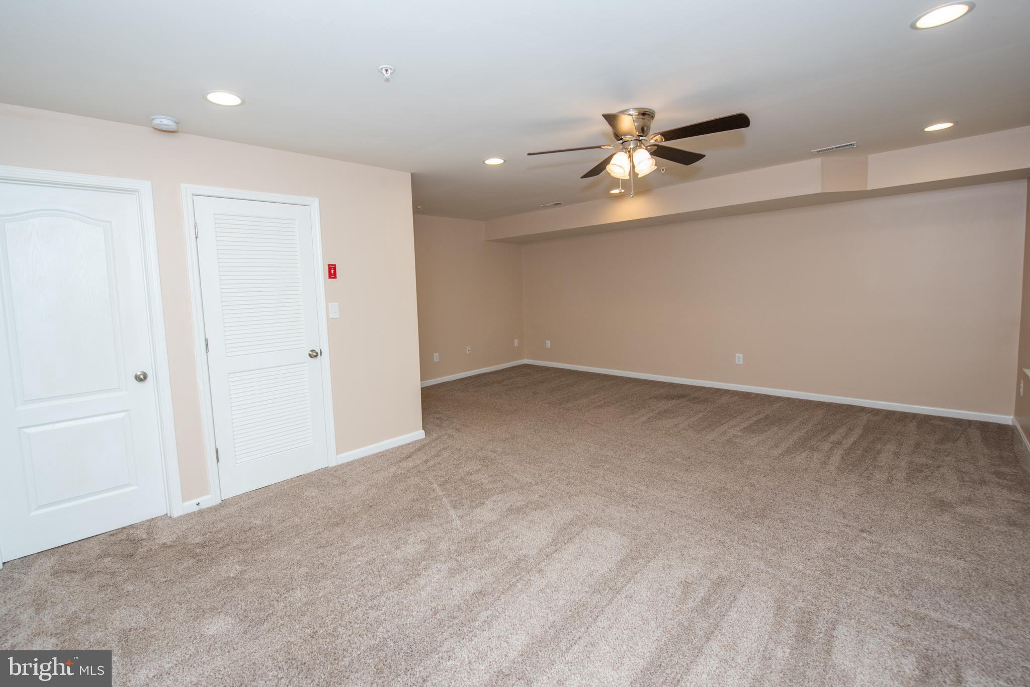 HIGH GROVE - Residential Lease