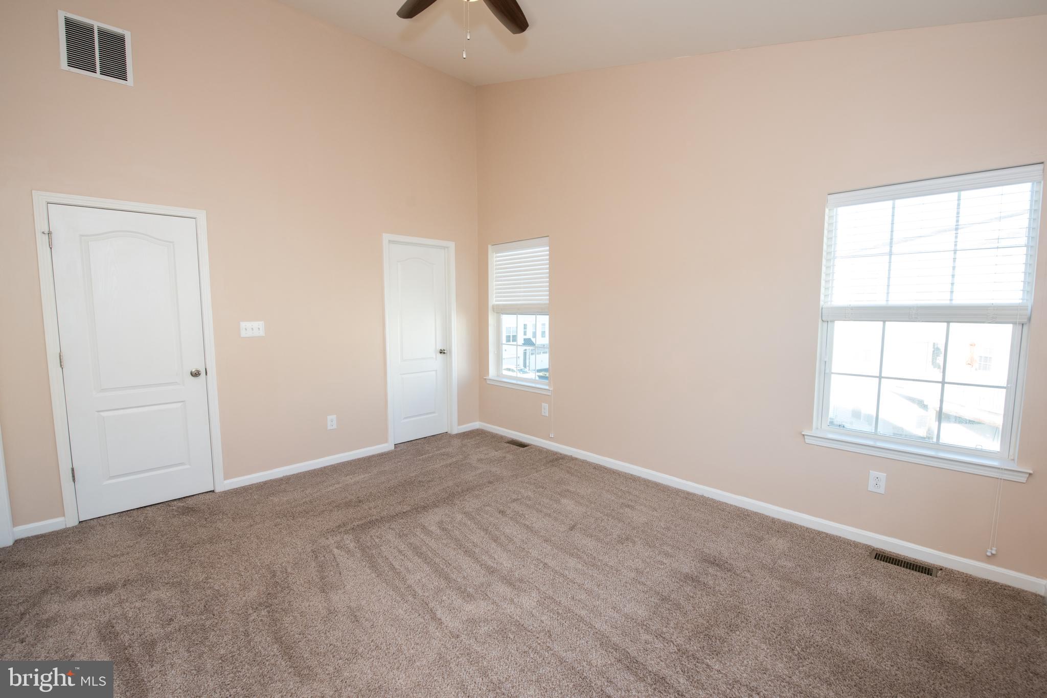 HIGH GROVE - Residential Lease