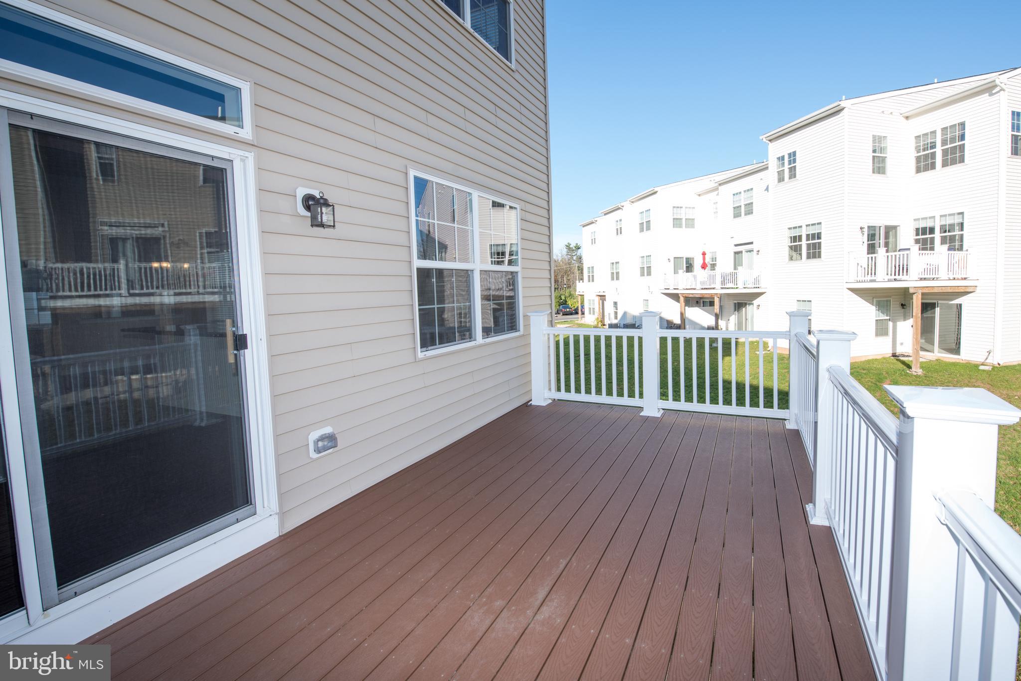 HIGH GROVE - Residential Lease