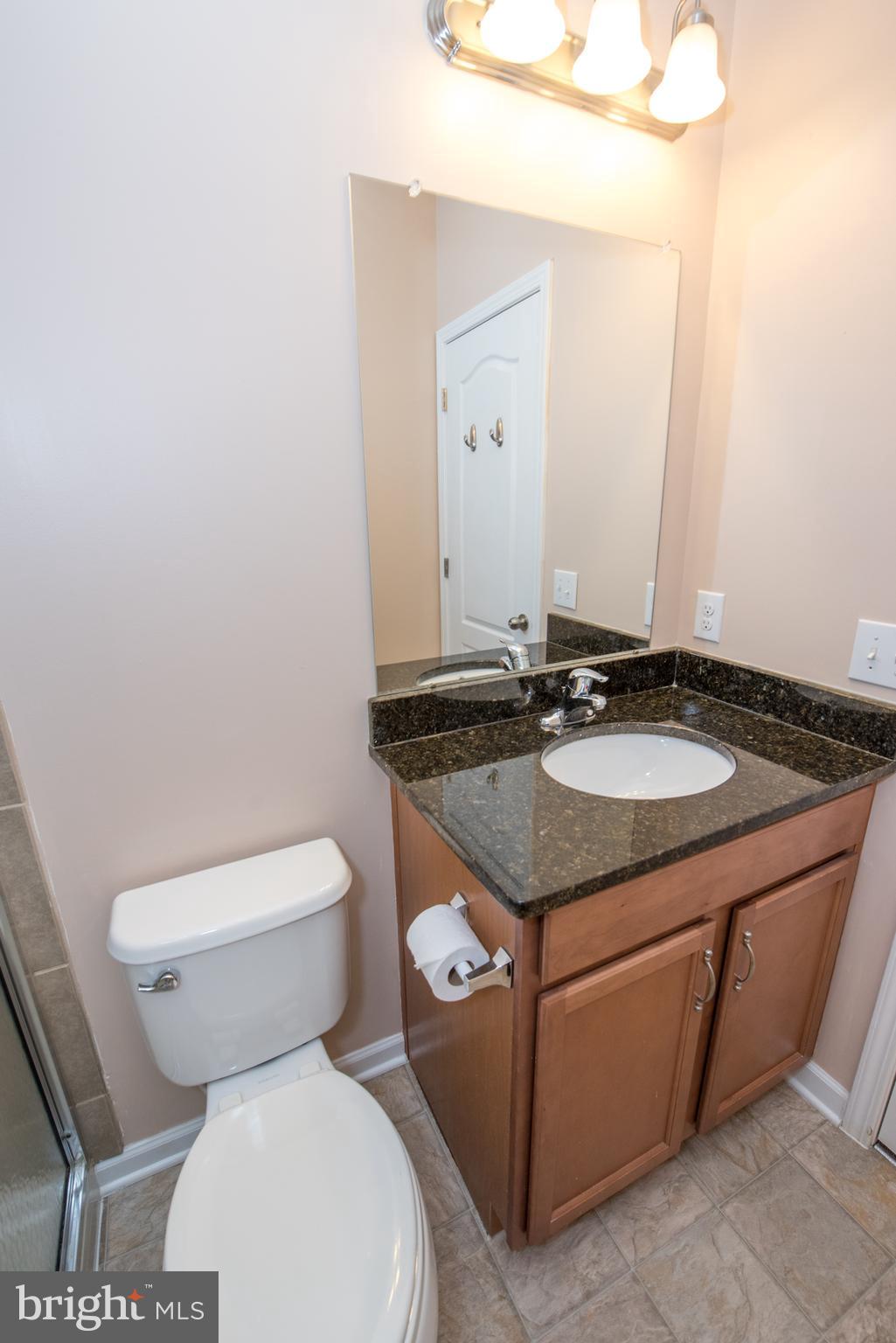 HIGH GROVE - Residential Lease