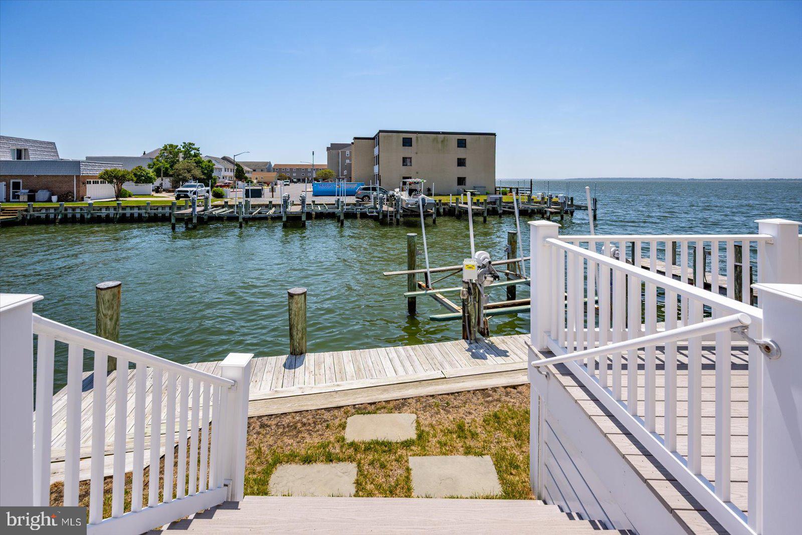HERON HARBOUR - Residential