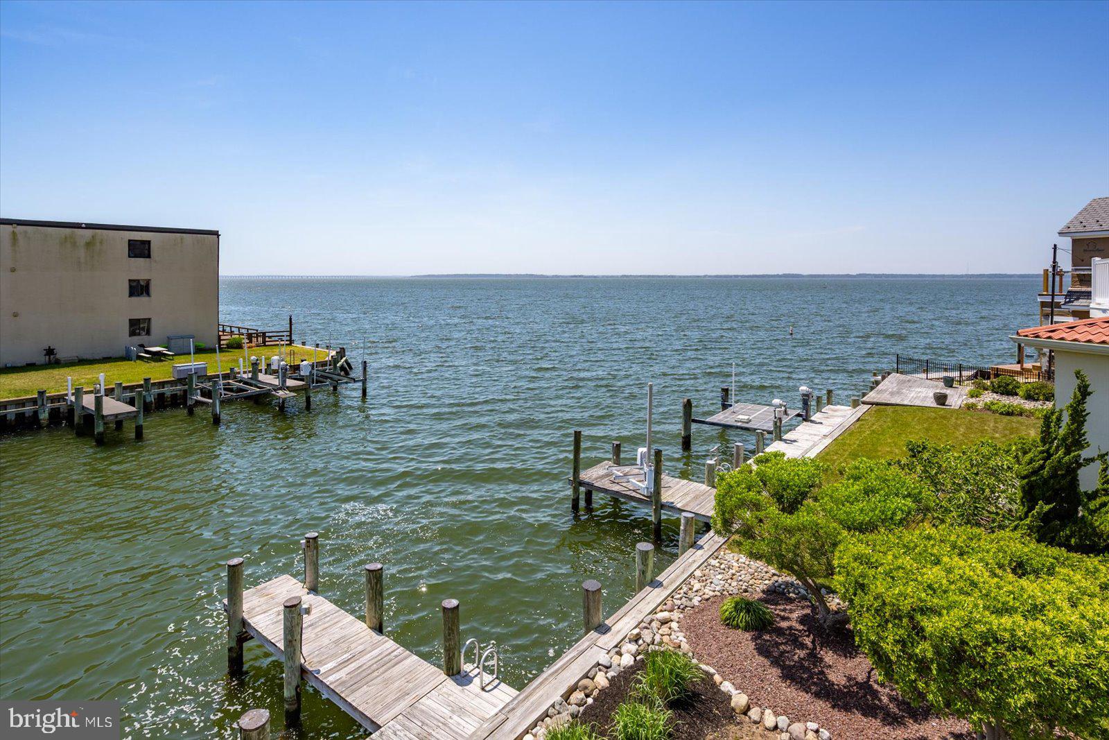 HERON HARBOUR - Residential