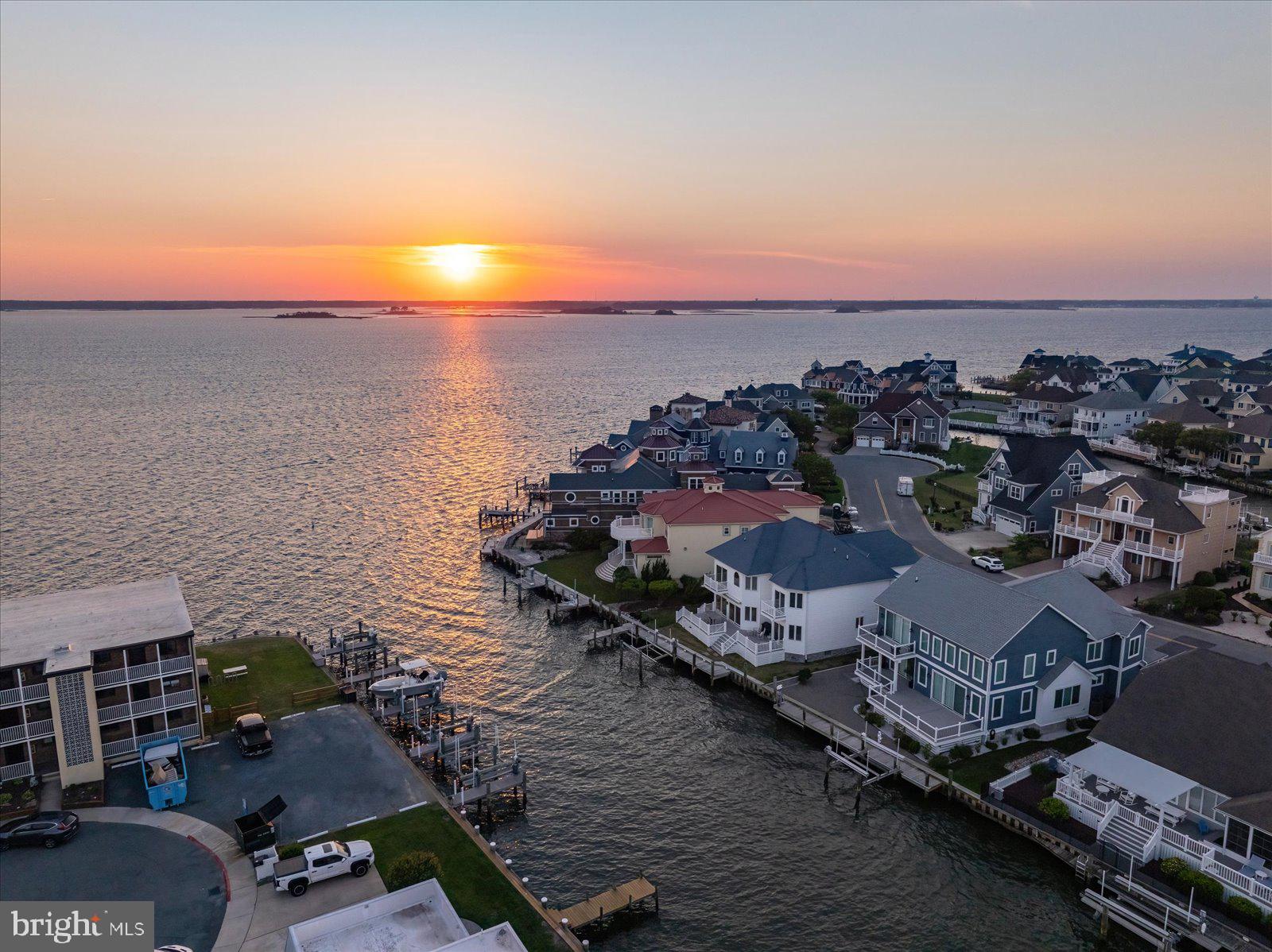 HERON HARBOUR - Residential
