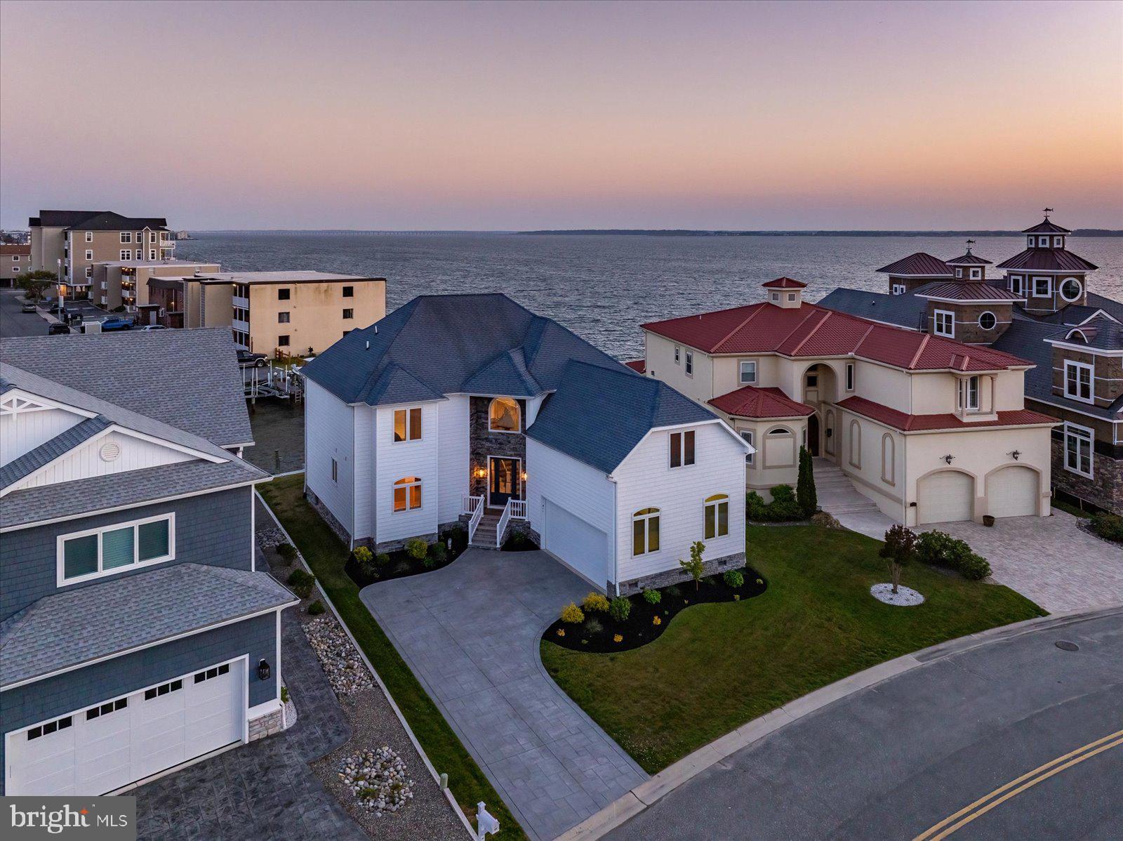 HERON HARBOUR - Residential