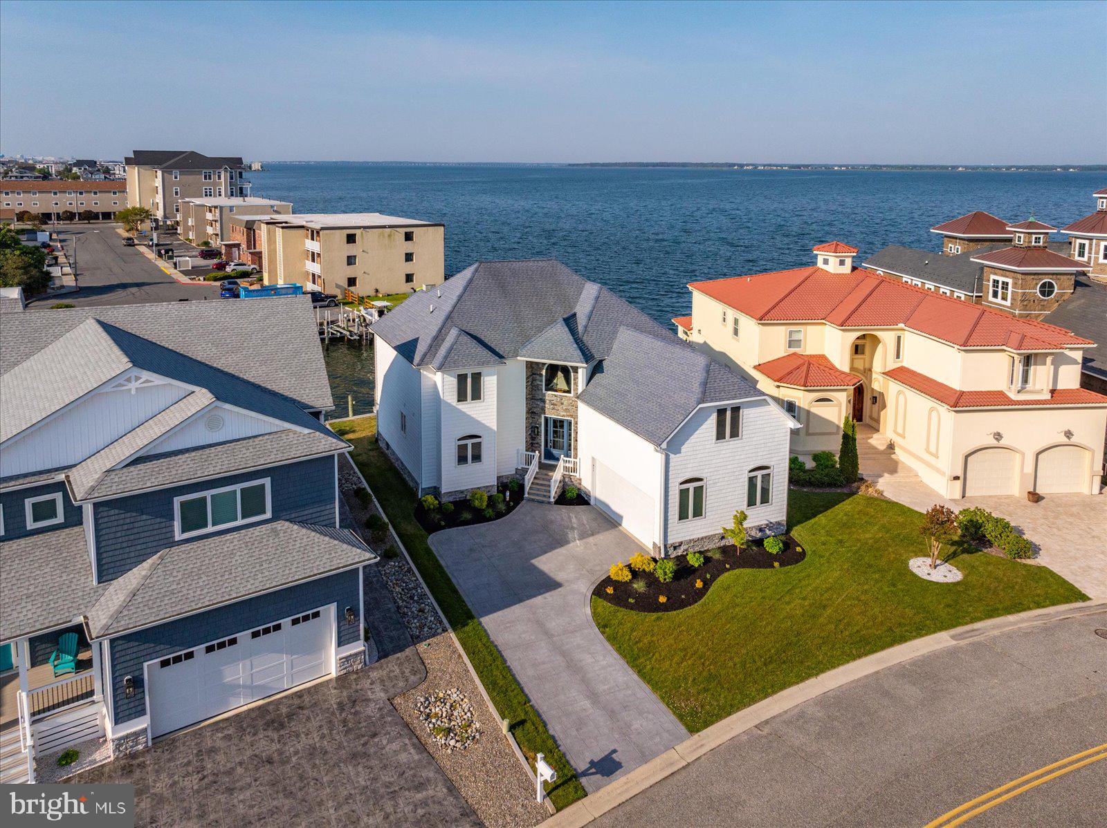 HERON HARBOUR - Residential