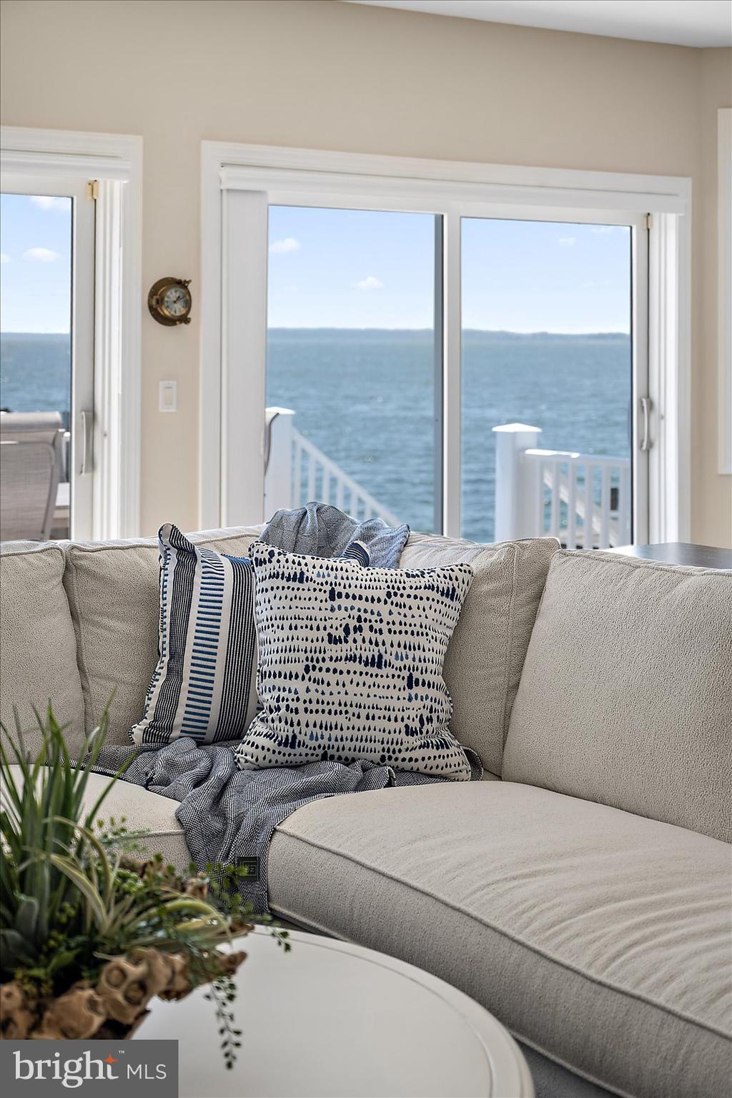 HERON HARBOUR - Residential
