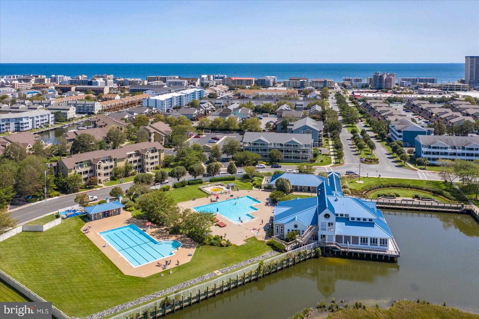 HERON HARBOUR - Residential