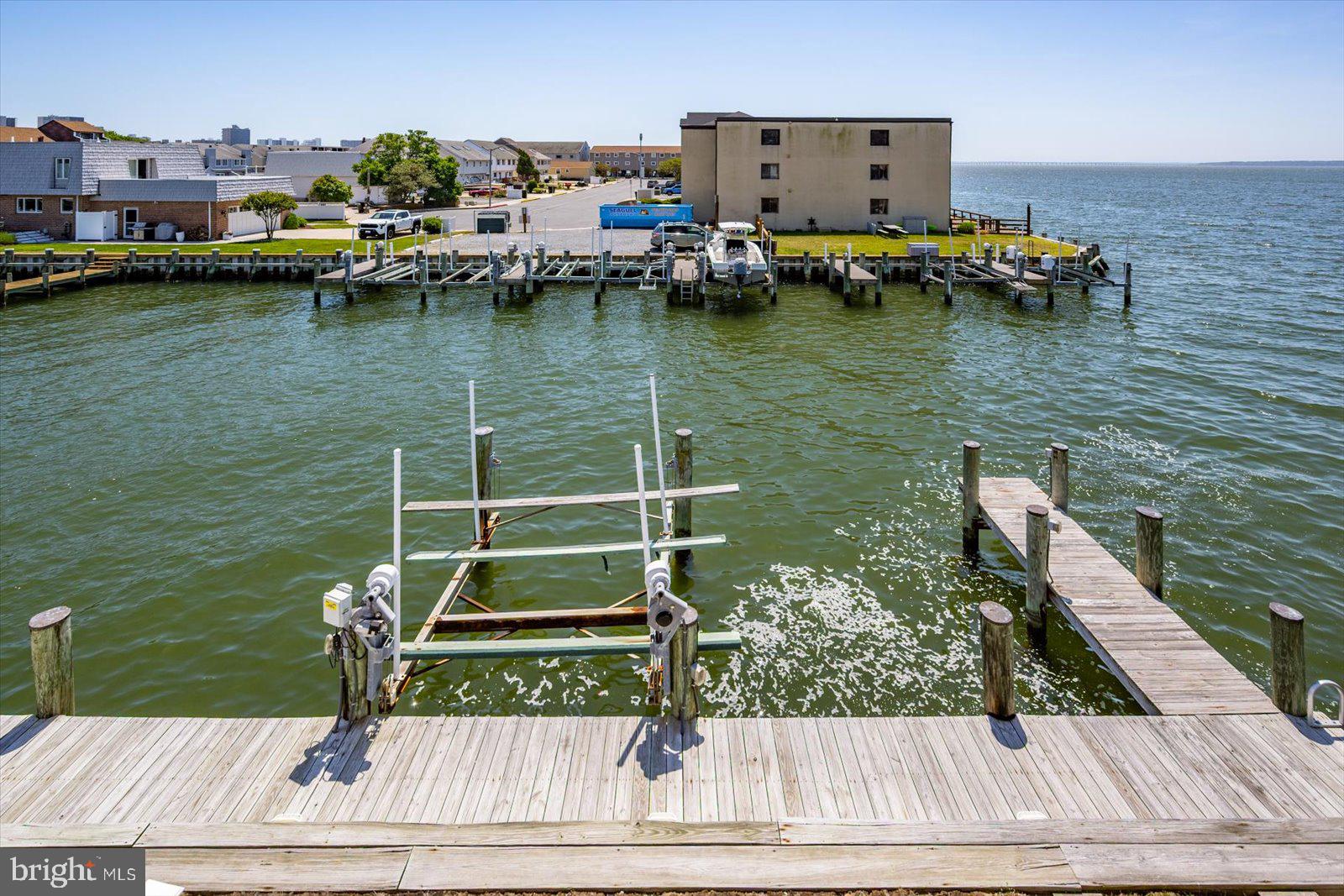 HERON HARBOUR - Residential