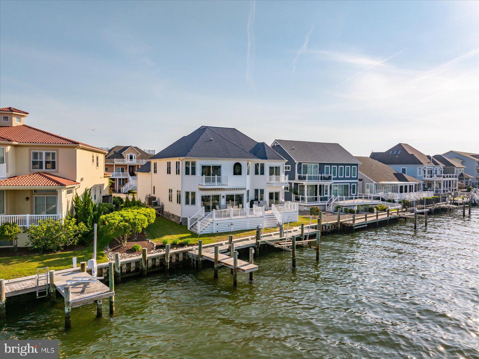 HERON HARBOUR - Residential