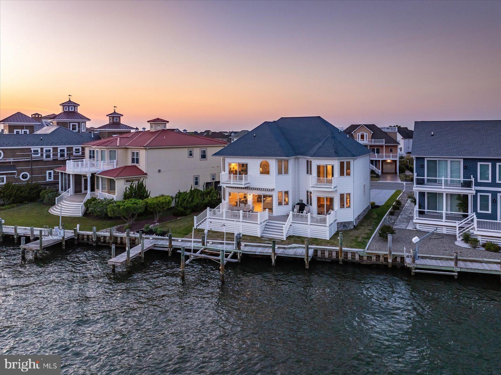 HERON HARBOUR - Residential