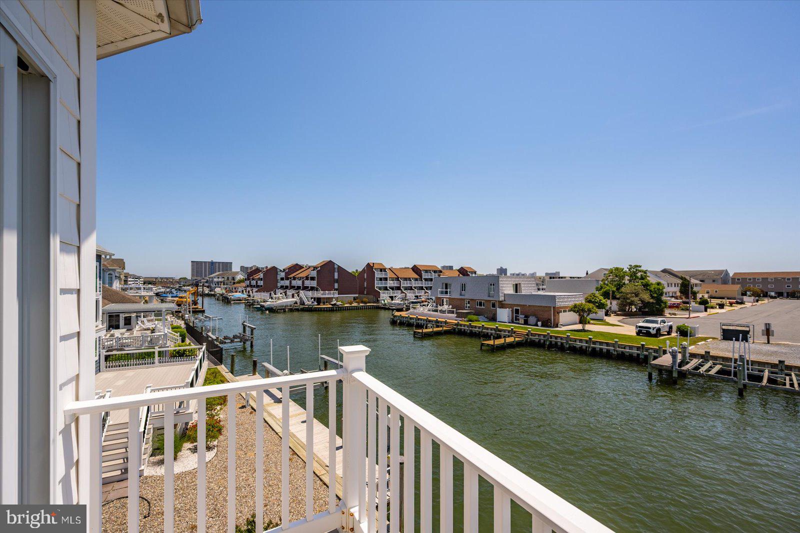 HERON HARBOUR - Residential