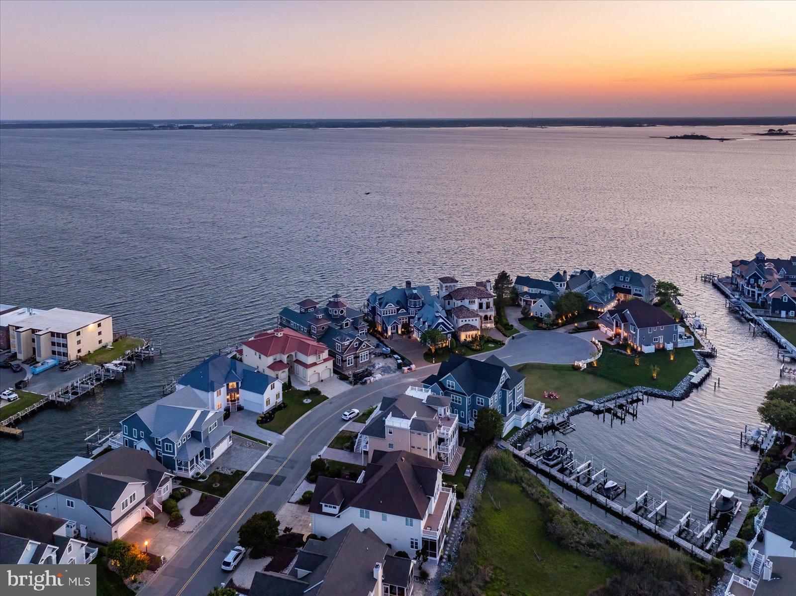 HERON HARBOUR - Residential
