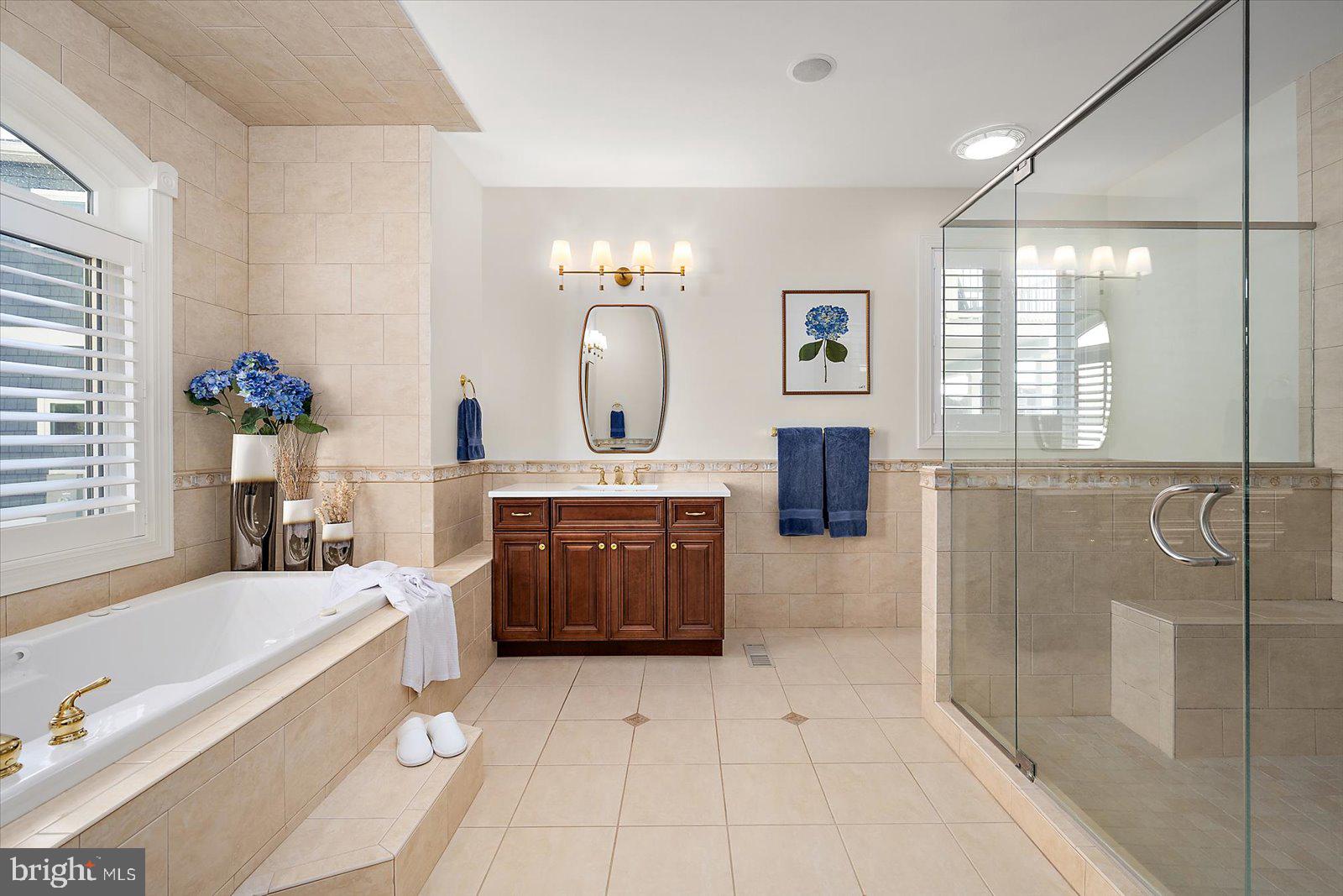 HERON HARBOUR - Residential