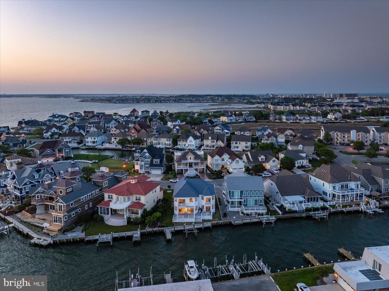 HERON HARBOUR - Residential
