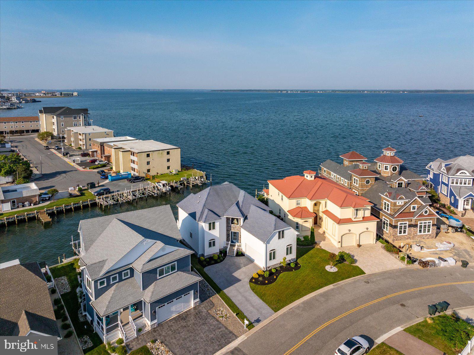 HERON HARBOUR - Residential