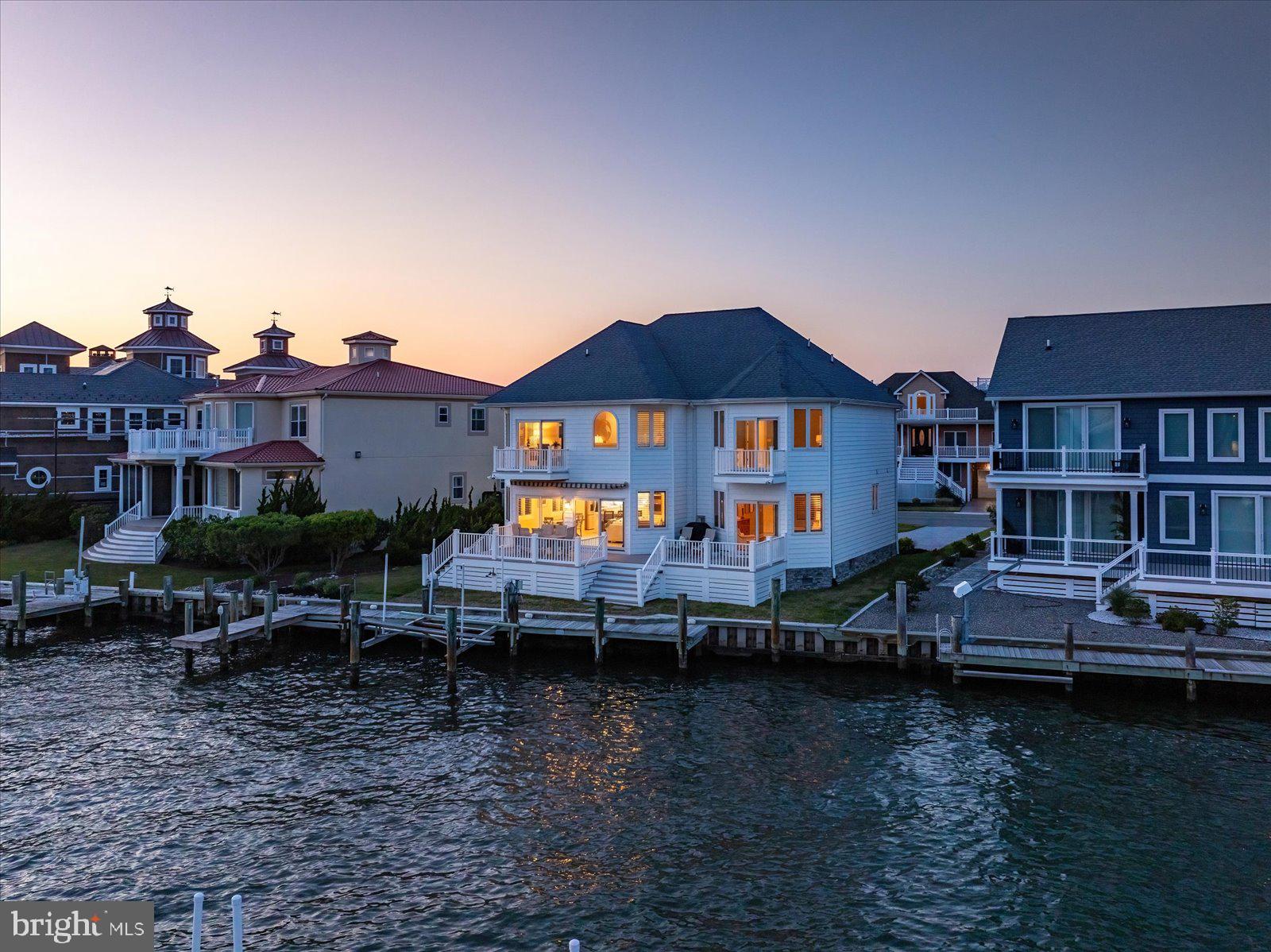 HERON HARBOUR - Residential