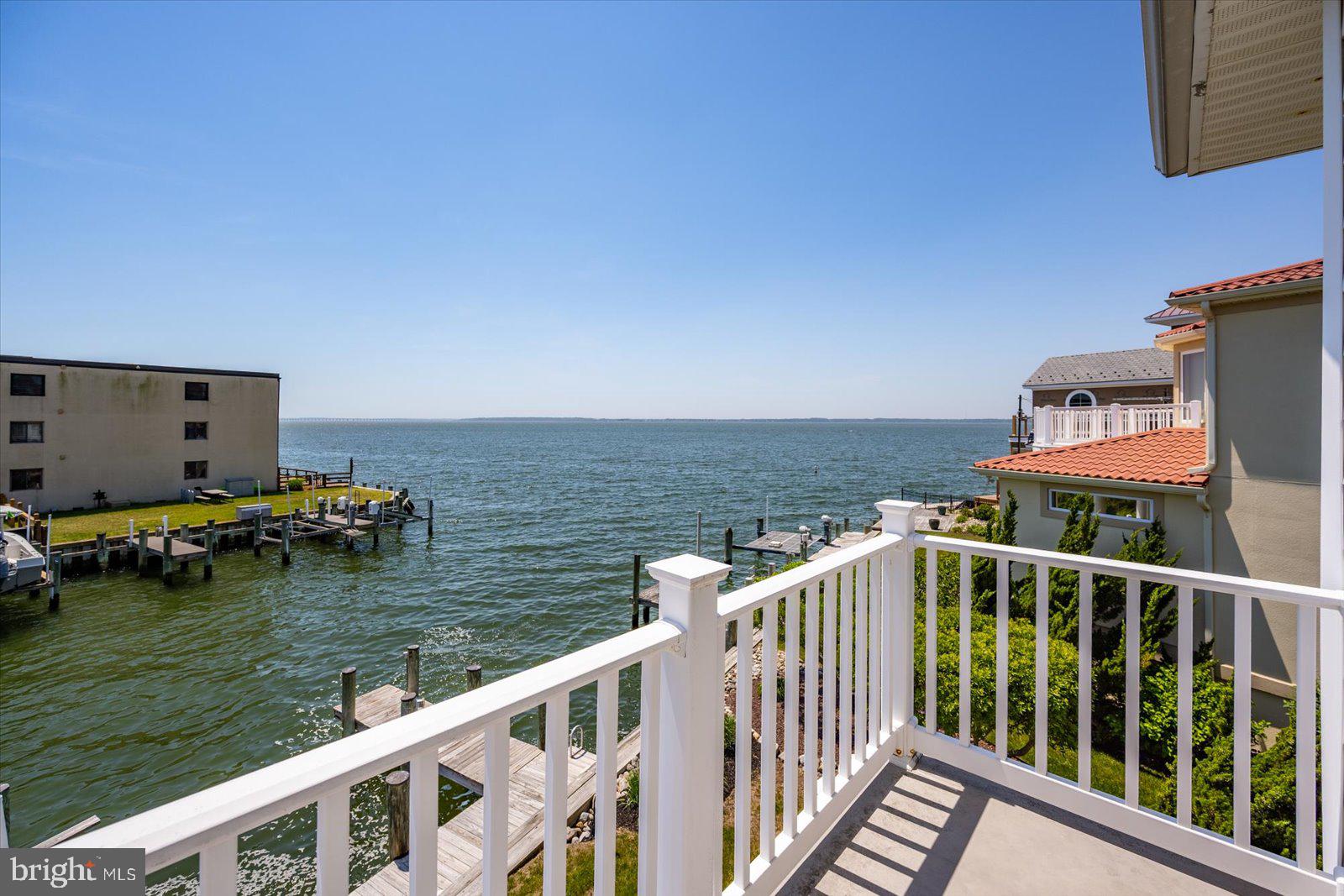 HERON HARBOUR - Residential