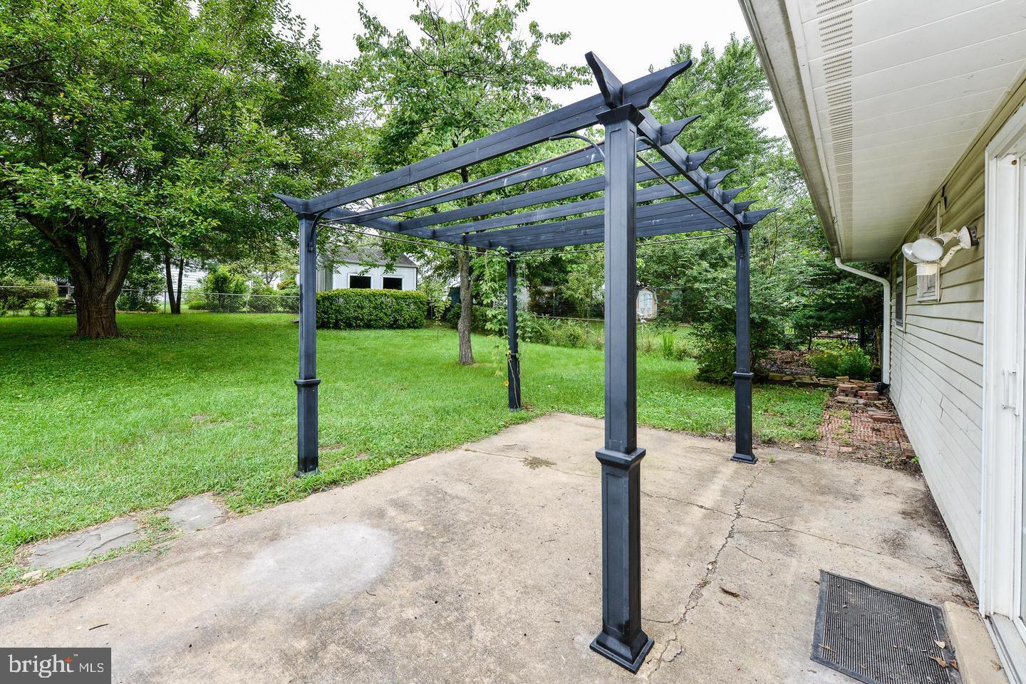 STERLING - Residential Lease