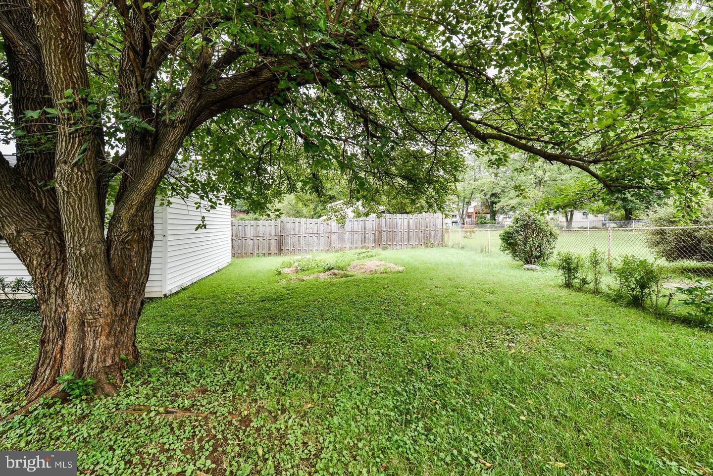 STERLING - Residential Lease