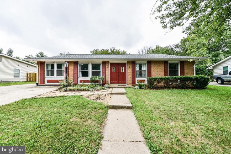 GREAT LOCATION*COMMUTER FRIENDLY*4BR, 2BA BRICK FRONT SFH on 1/4 acre fenced lot*SPACIOUS rooms*PERGO FLRS**Dining room leads to patio*Treed Backyard*Huge 24x20 insulated Garage w/attic storage, workshop & wired for cable*Ample storage in separate shed*Close to Rt7*Rt28*Dulles Airport & Toll Rd*AVAILABLE  NOW!