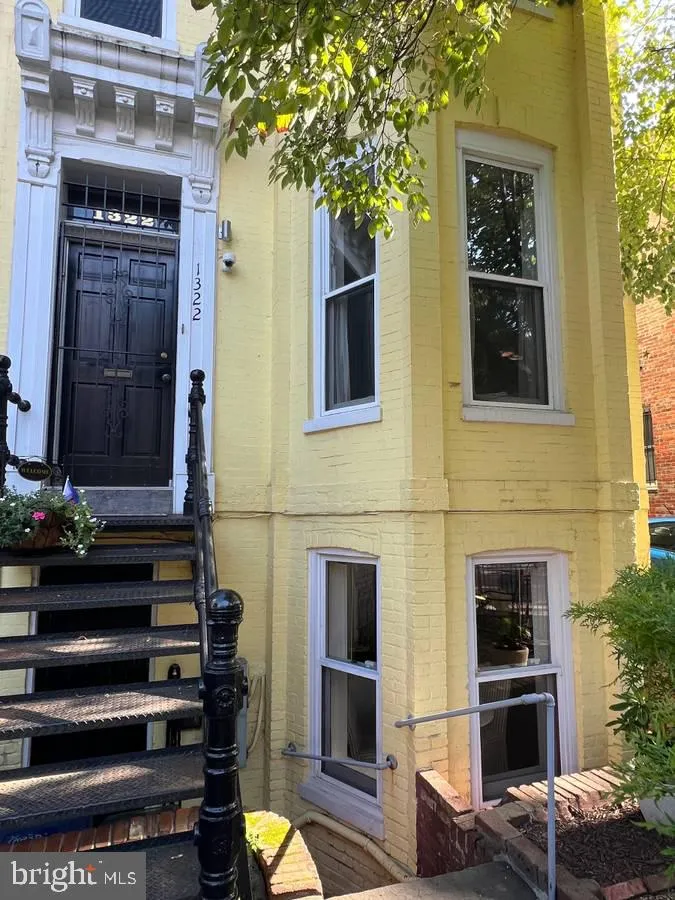 Washington, District Of Columbia 20009, United States, 1 Bedroom Bedrooms, ,1 BathroomBathrooms,Residential,Active,190627