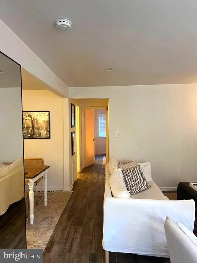 Washington, District Of Columbia 20009, United States, 1 Bedroom Bedrooms, ,1 BathroomBathrooms,Residential,Active,190627