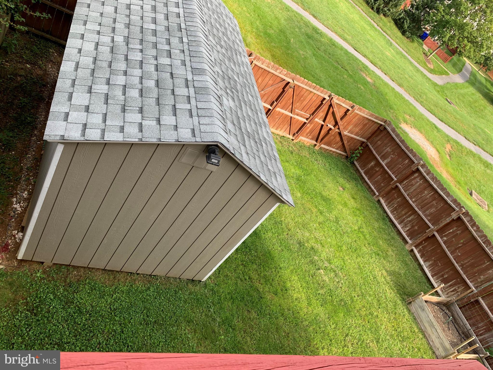 WELLINGTON TRACE - Residential Lease