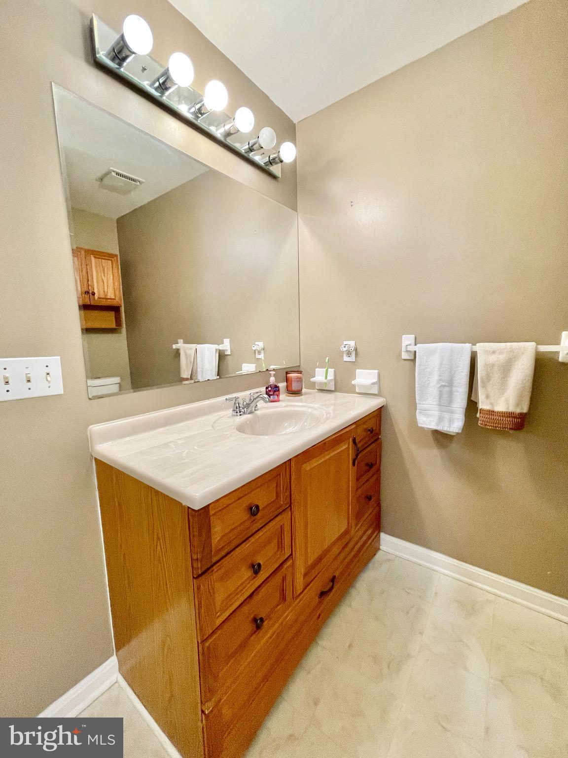 ALTOONA - Residential Lease