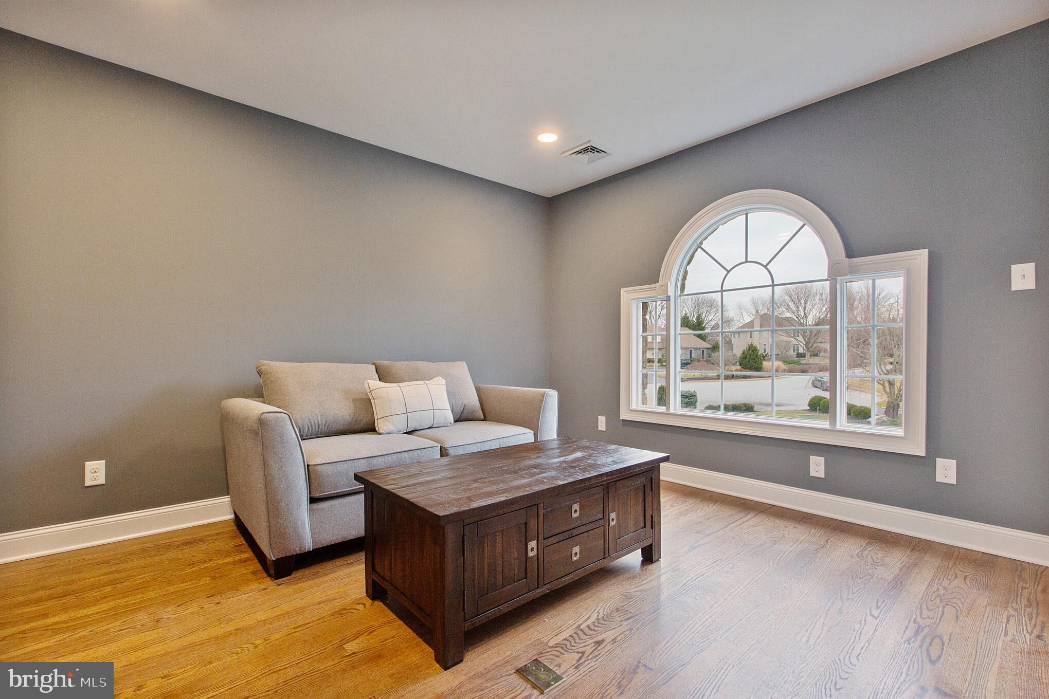 LONGVIEW AT WYLIE - Residential