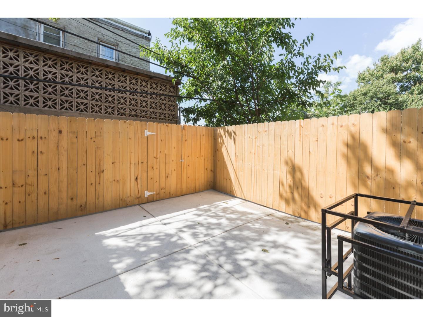 WEST KENSINGTON - Residential