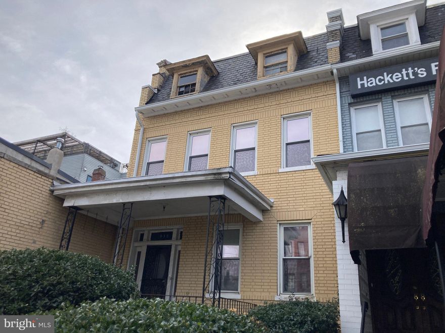 Owner looking for Immediate PURCHASE offers -- 
Renovation or Expansion or Development opportunity --
Large lot with MU-4 commercial zoning --- many use types possible