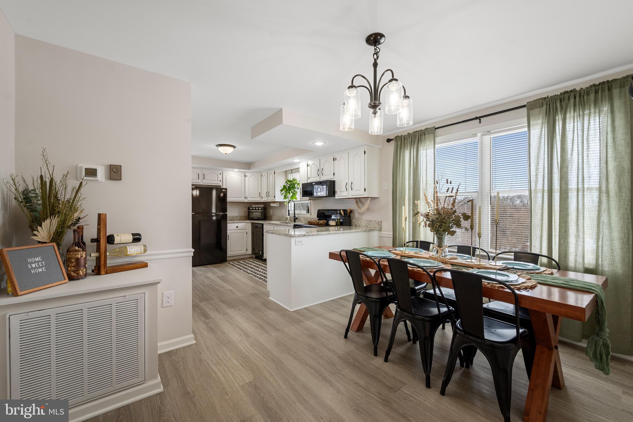 APPLE GLEN - Residential