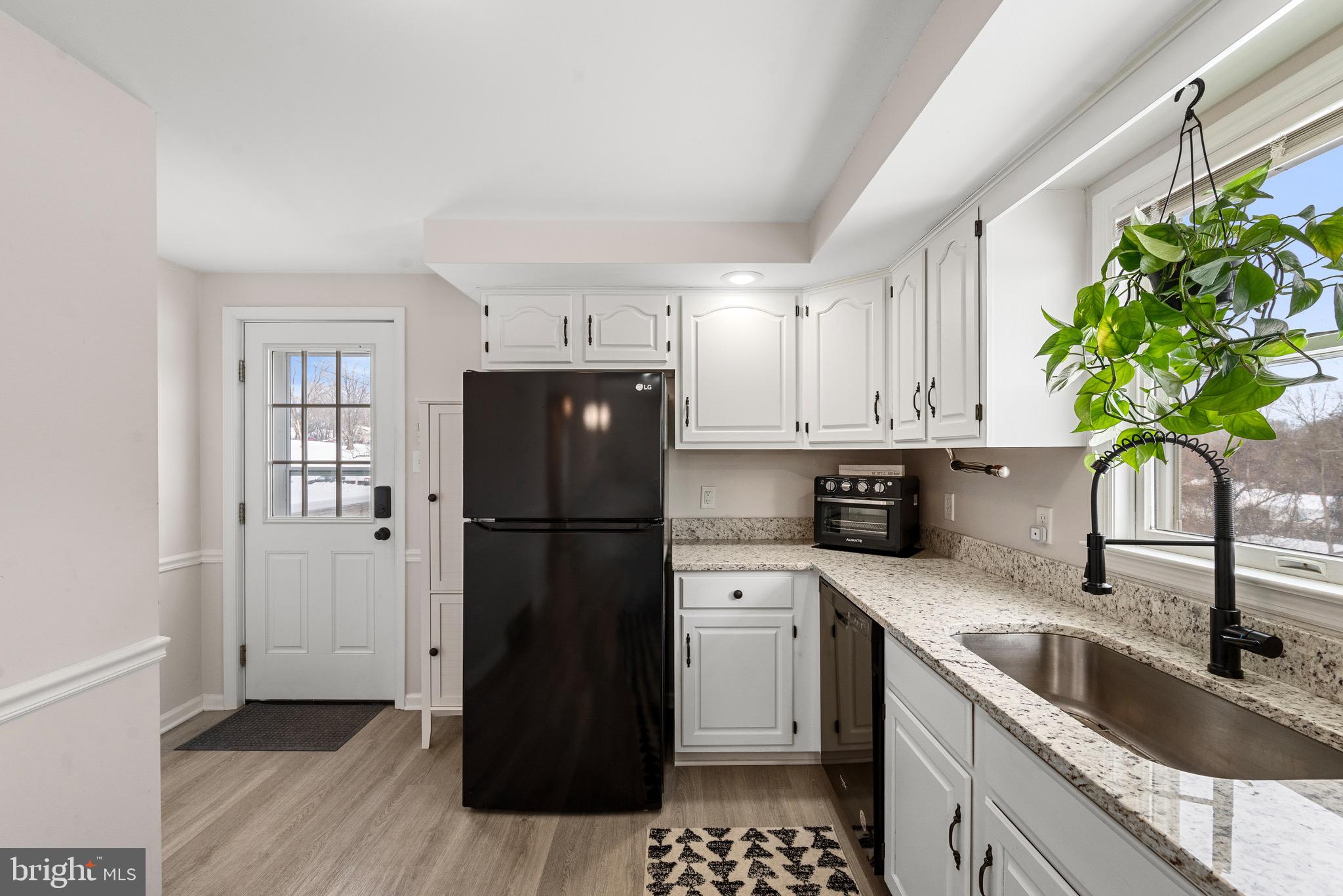 APPLE GLEN - Residential