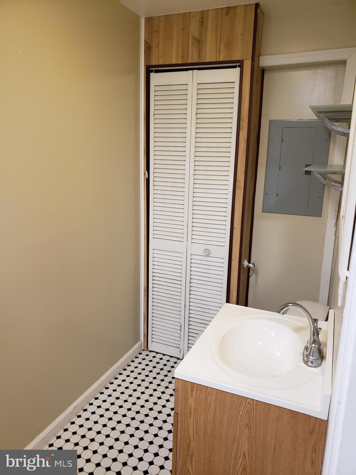 OLD CITY - Residential Lease