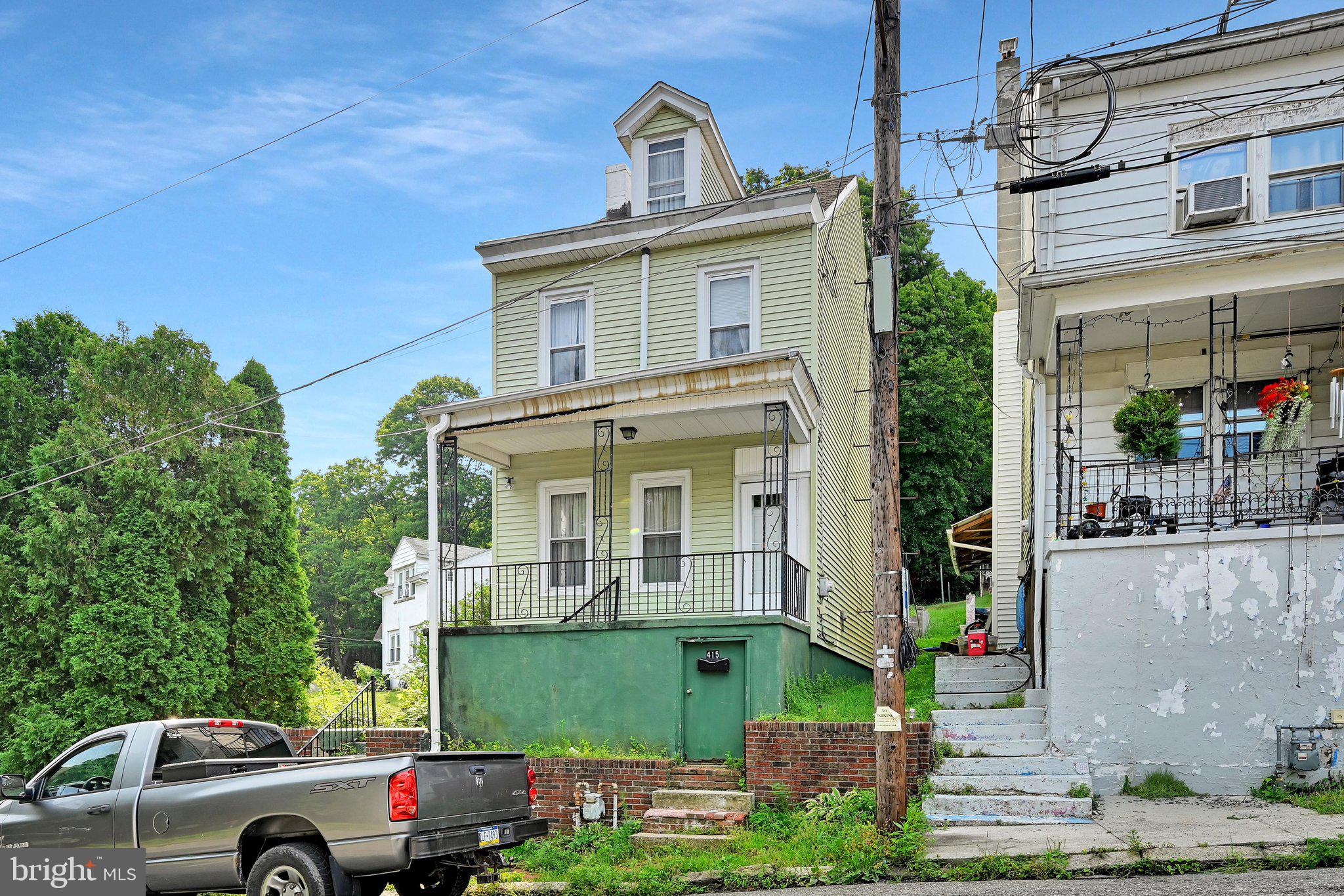 415 BOONE STREET