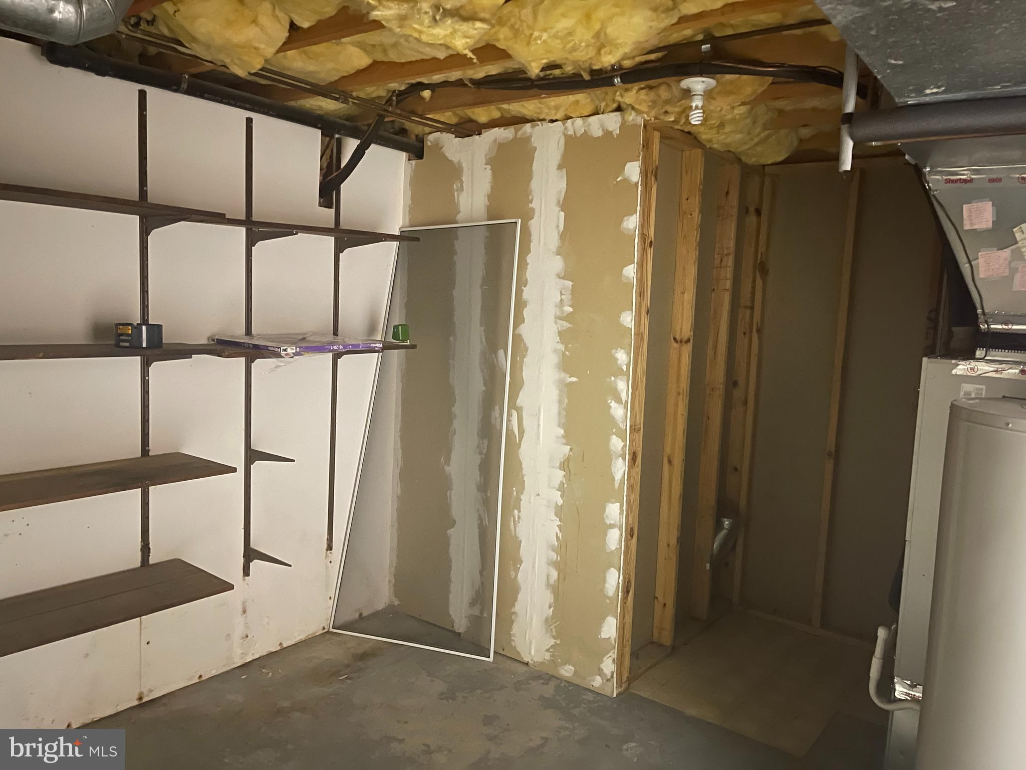 CHIPPENDALE - Residential Lease