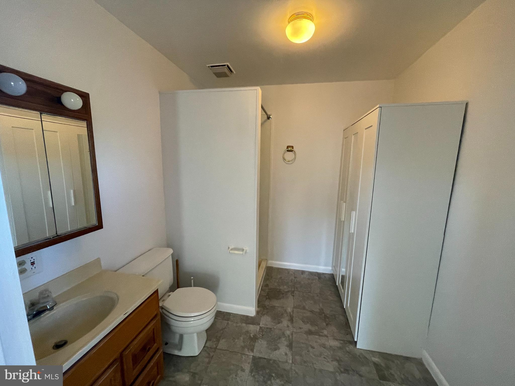 CHIPPENDALE - Residential Lease