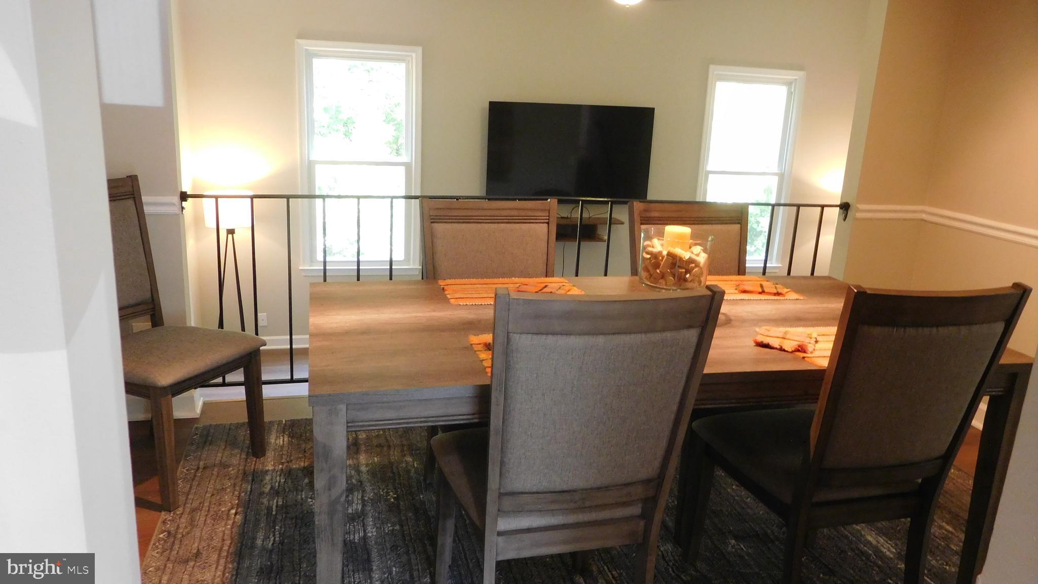 DANBURY FOREST - Residential