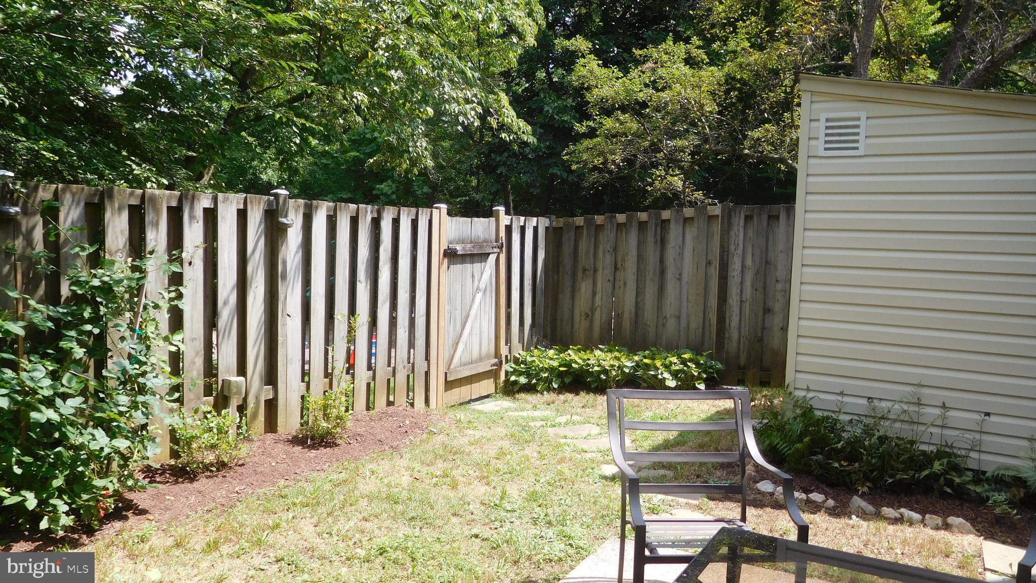 DANBURY FOREST - Residential