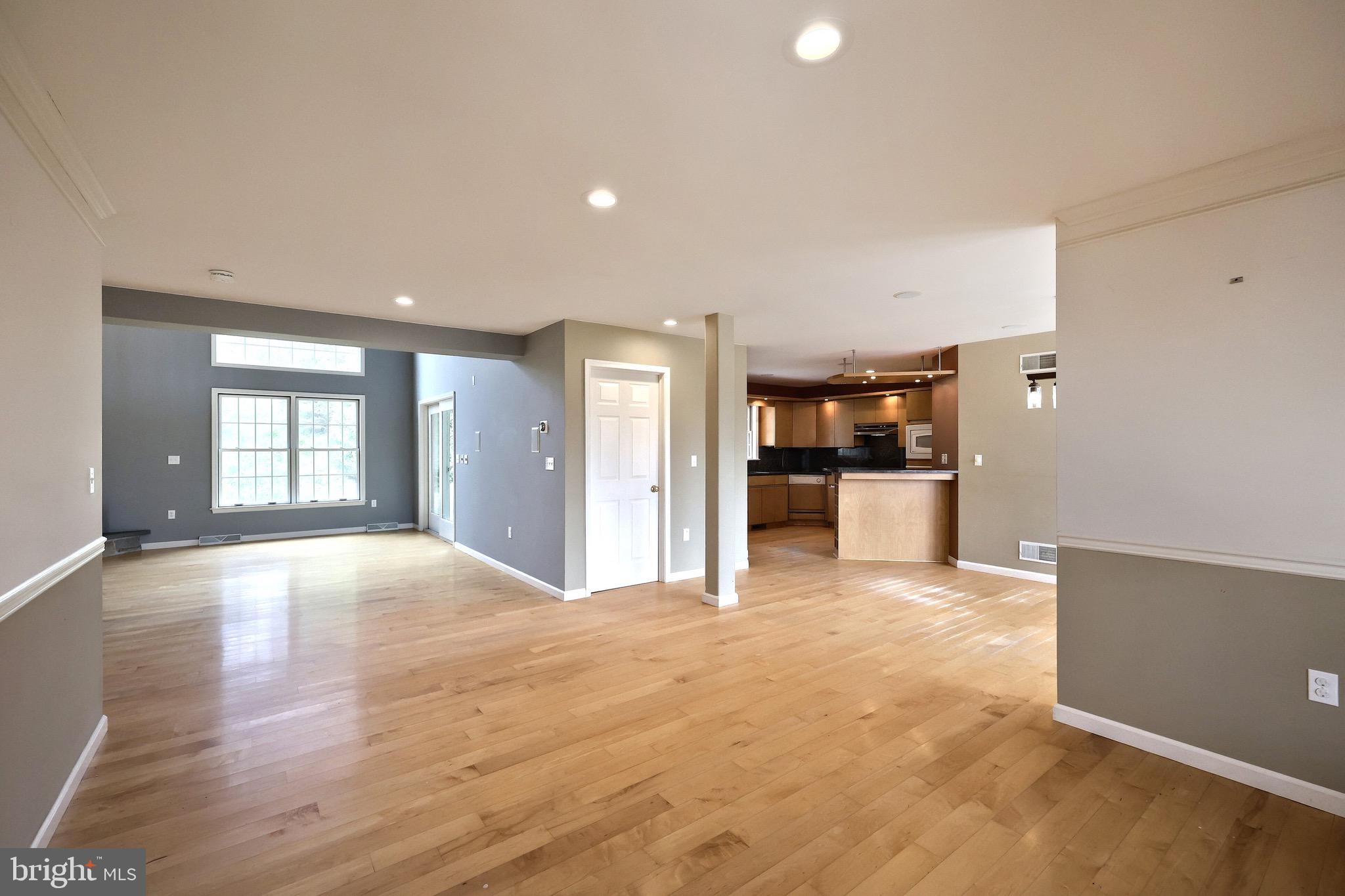 FAIRFAX FARMS - Residential